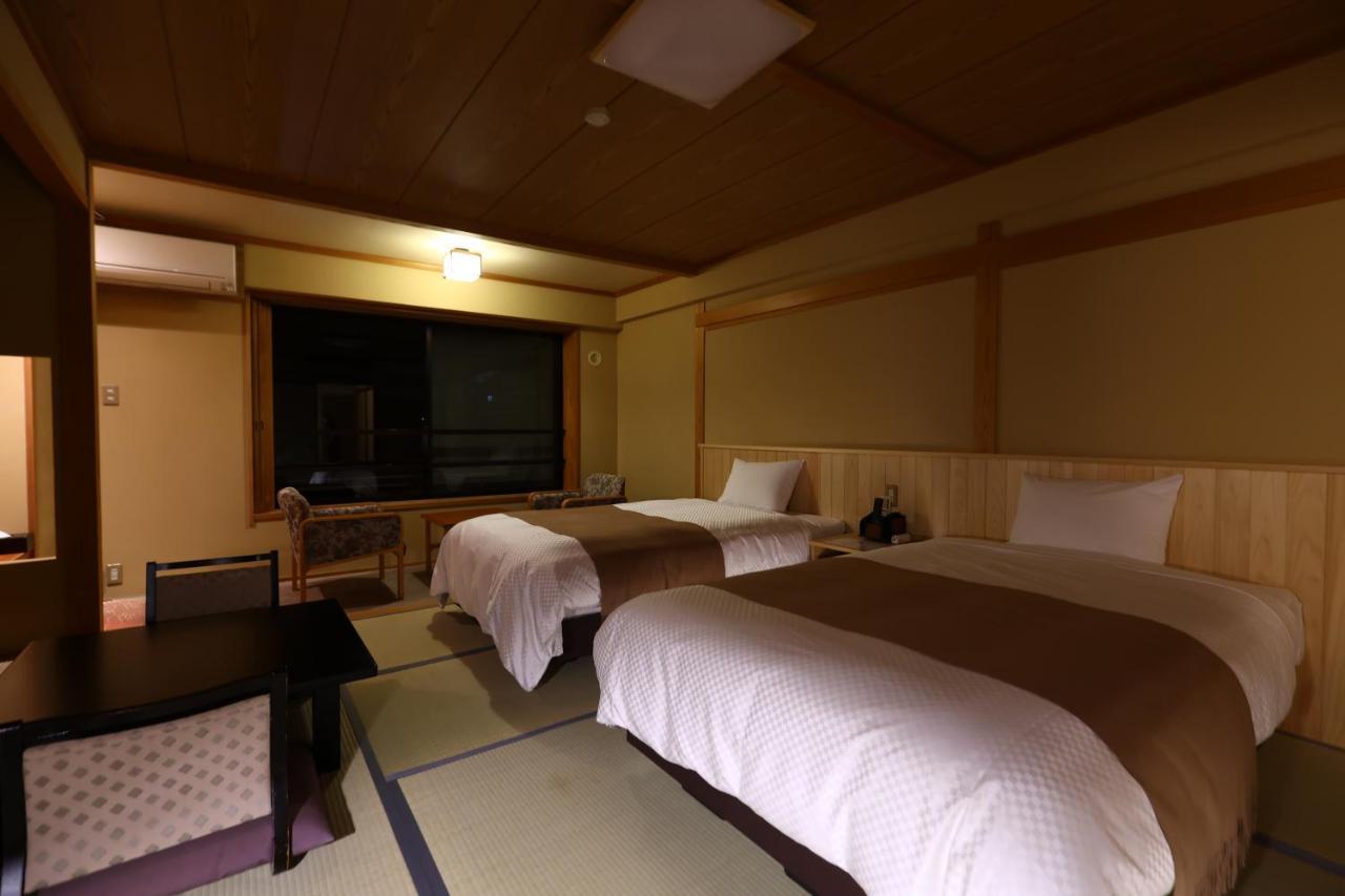 Shibu Hotel Yamanouchi  Buitenkant foto