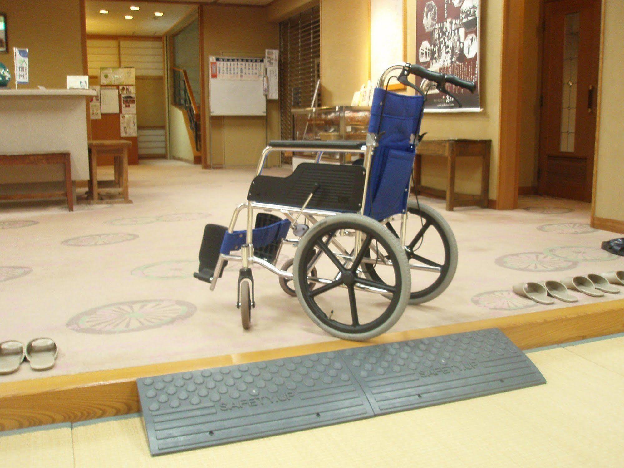Shibu Hotel Yamanouchi  Buitenkant foto